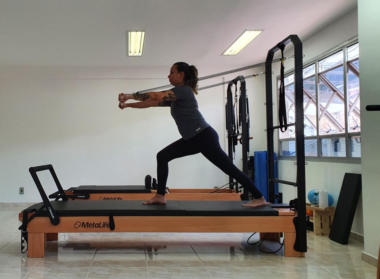 APAPilates_Reformer_Feminino_Superior.jpeg